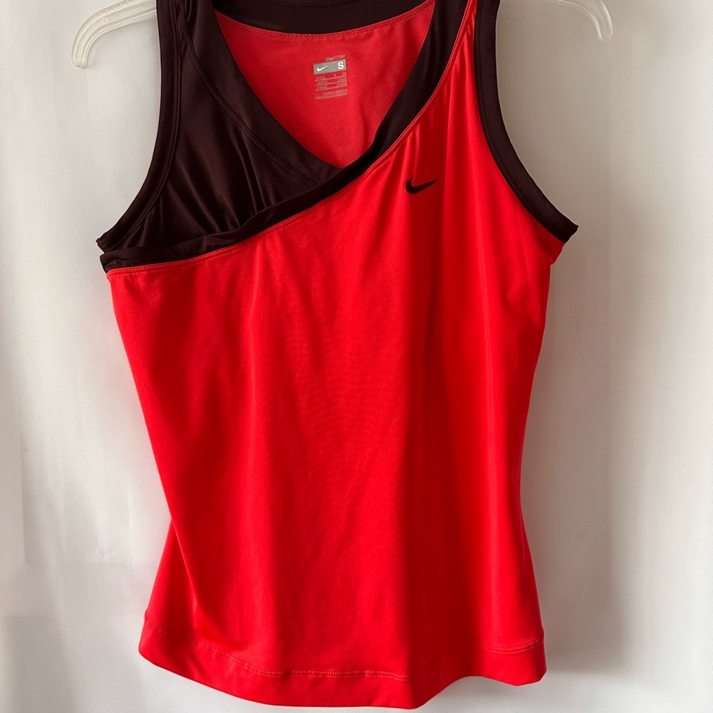 Nike Women's Vibrant Red and Rich Brown Tennis Tank Top